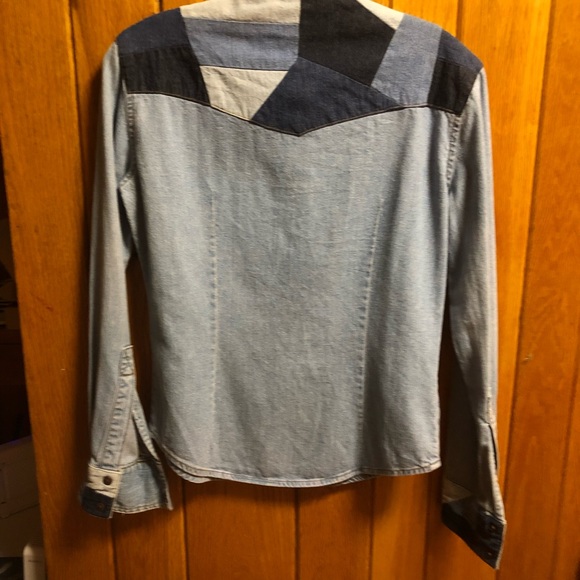 Vintage Levi Strauss denim button down shirt - Picture 2 of 4